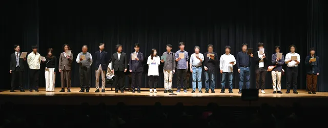 教師演芸会の様子