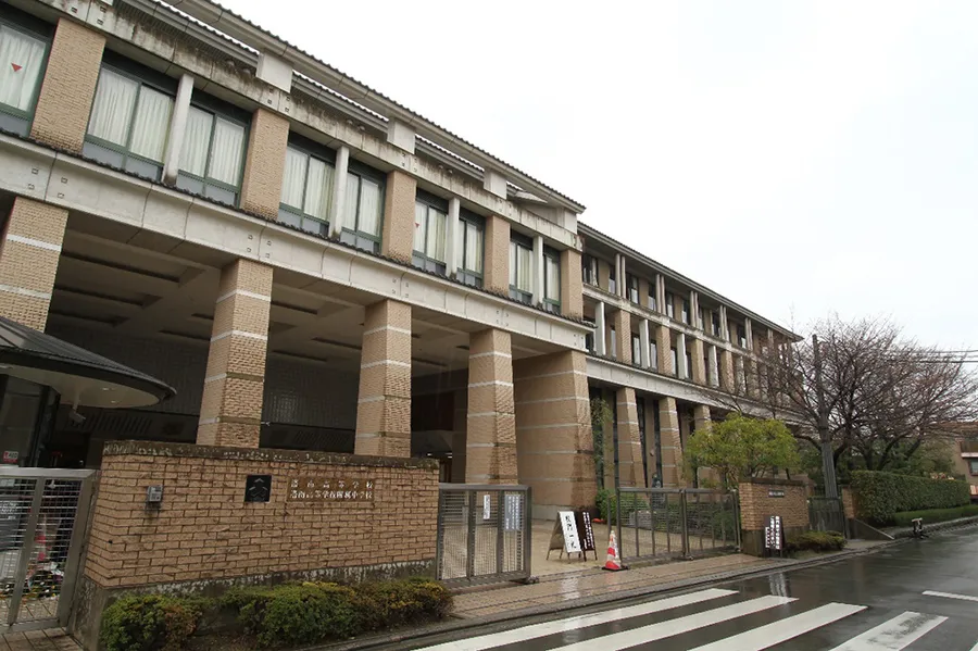 洛南高等学校附属中学校のイメージ写真