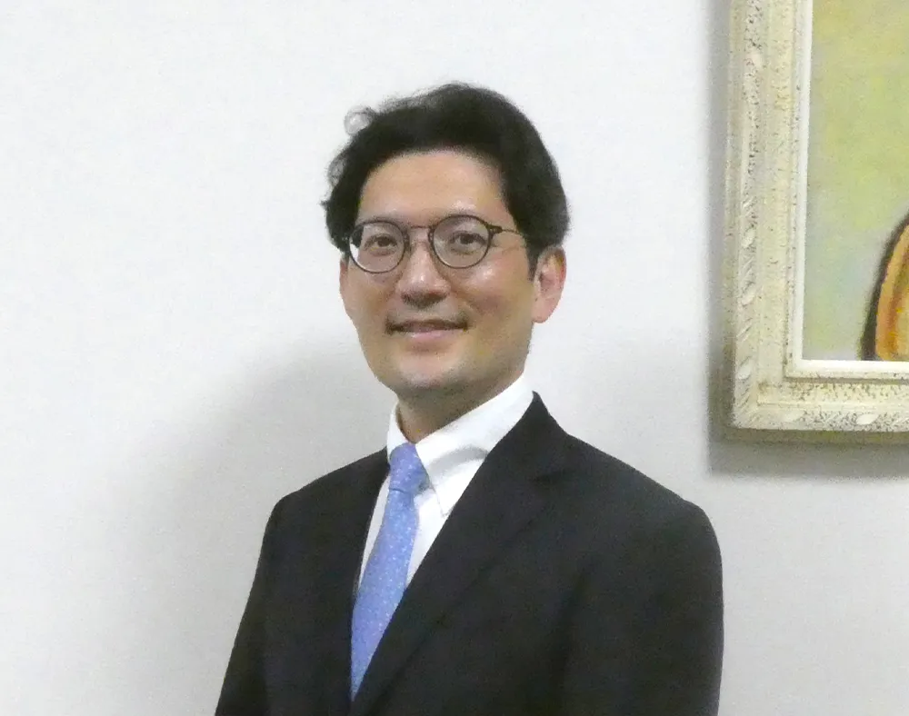 外交官として世界を飛び回る堀さん。今年の秋からはケニアに赴任予定です