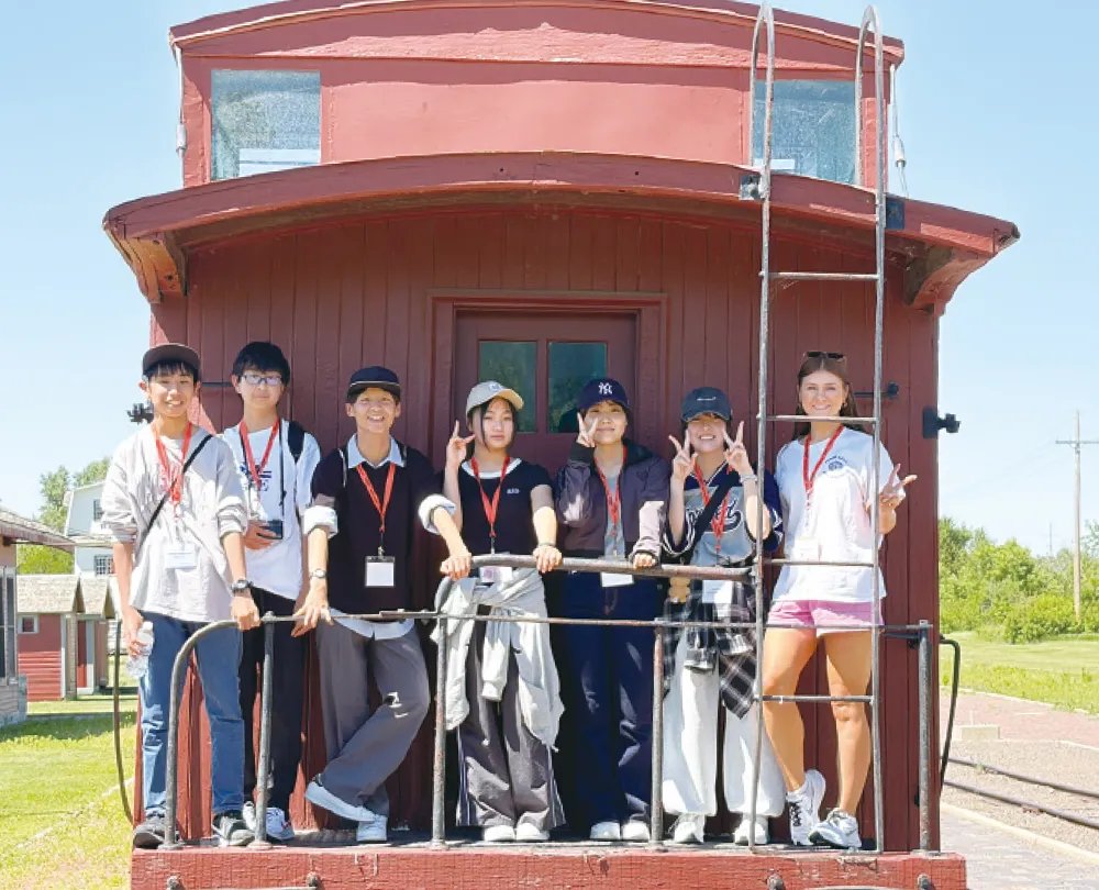 中3の6月にアメリカ中西部・ネブラスカ州への修学旅行を実施。生きた英語・異文化体験を通して、視野を広げ、自分の将来を考えていきます