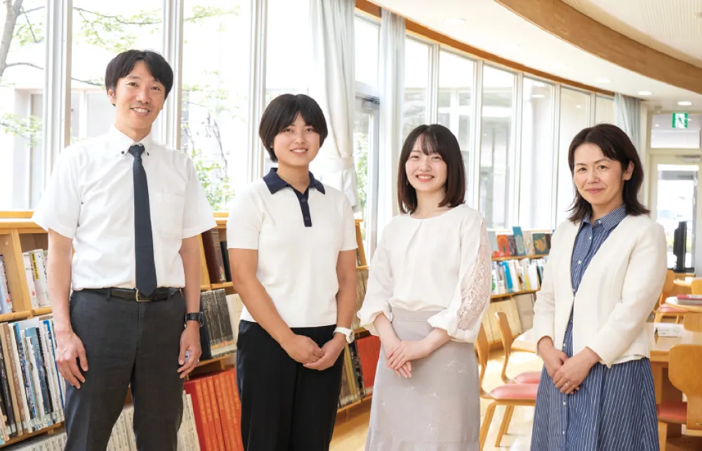 武林洋也先生（左）は硬式テニス部の顧問。「野口さんはテニスがとてもうまかったのですが、勉強もがんばっていました」。米川理恵先生（右）は大日方さんが高3のときの担任。「中央委員の大日方さんと相談しながらクラスをまとめていたので、頼りにしていました」