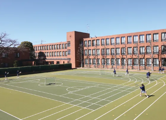 香蘭女学校中等科・高等科の授業・探究の様子（別カット）