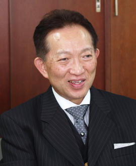 聞き手1