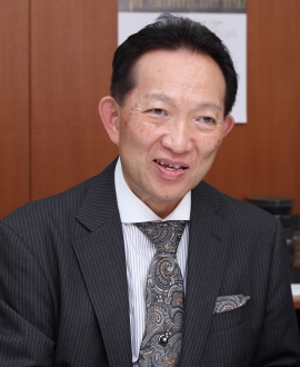 聞き手1