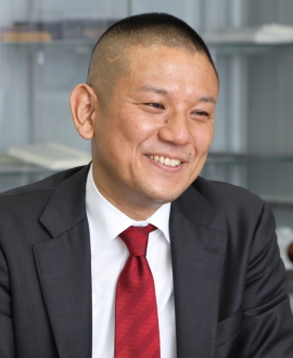 聞き手1