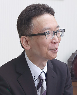 聞き手1
