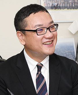 聞き手1