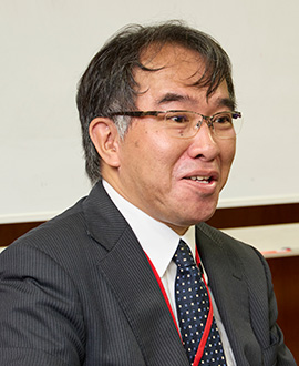 聞き手1